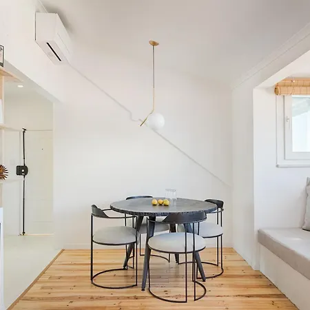 Apartment Romantic Gem In Graça *