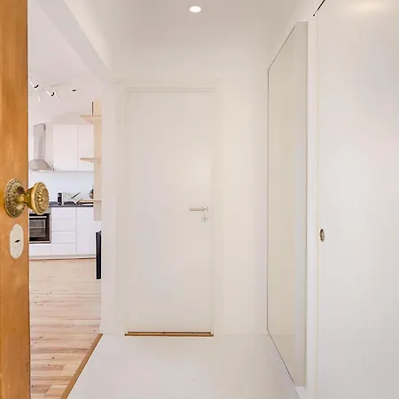 Romantic Gem In Graca Apartment Lisbon